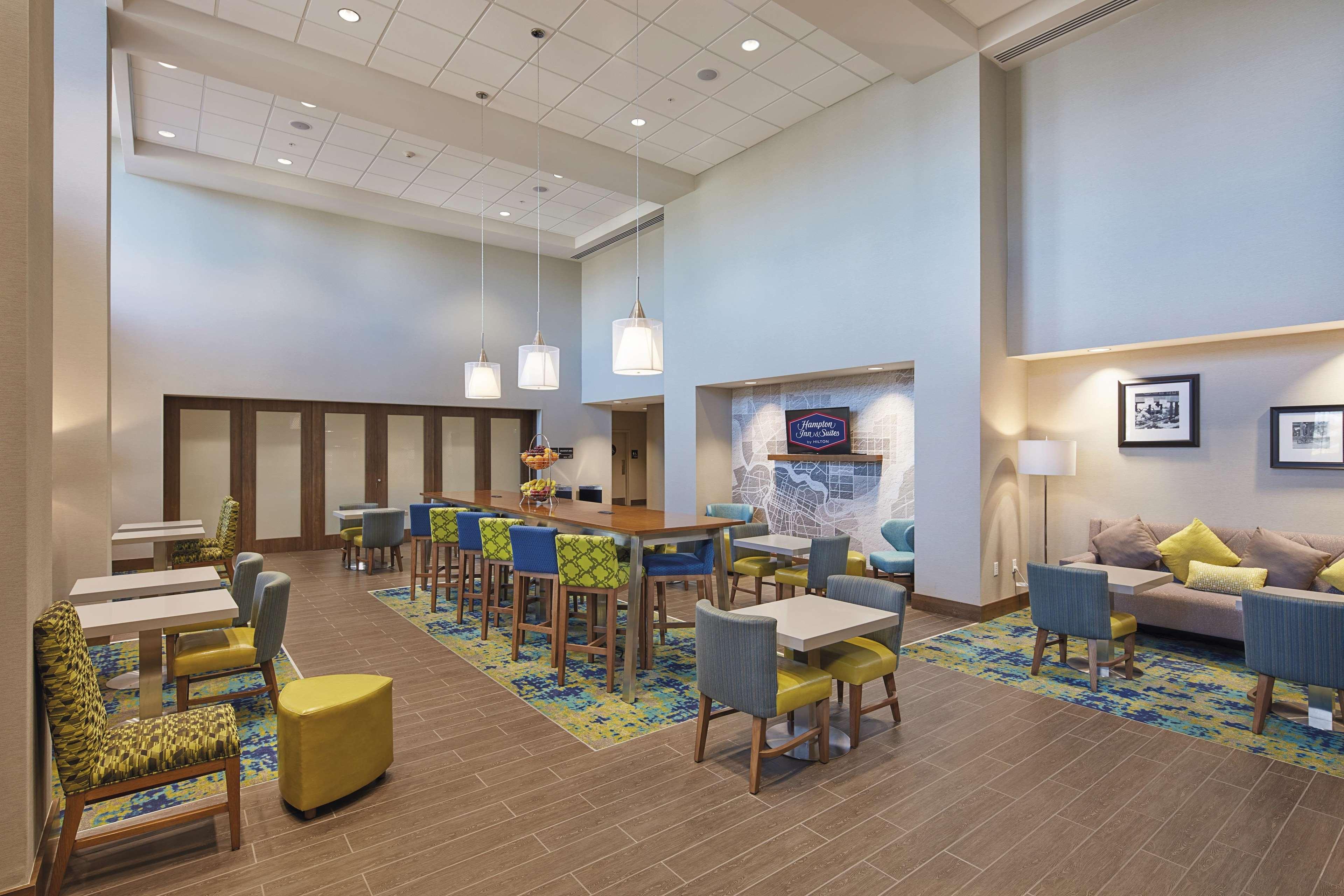 Hampton Inn & Suites Sacramento At Csus Exteriér fotografie